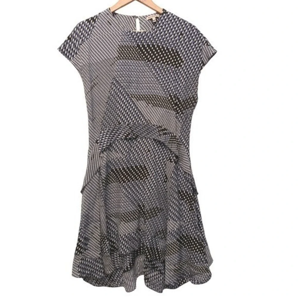 Juicy Couture Blue Geometric Abstract‎ 100% Silk Cap Sleeve Ruffle Dress 10